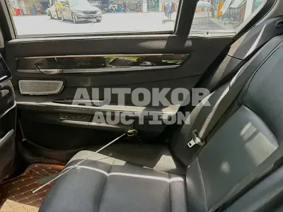 2015, BMW / 750, VIN: WBAYF8103FD185738, 282651 км., gas