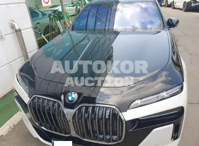 2025, BMW / 740i, 9777 км., gas