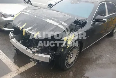 2020, Mercedes-Benz / Maybach S 560, VIN: W1KUX8GB0LA550354, gas