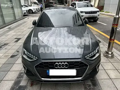 2021, Audi / A4, VIN: WAUZZZF4XMA017364, 3782 км., gas