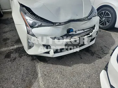 2017, Toyota / Prius, 63654 км., hybrid, 1798 куб.см.