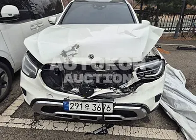 2020, Mercedes-Benz / glc300e, VIN: W1N0G5DB5LF817785, 71846 км., hybrid