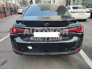 2021, Lexus / ES 300, VIN: JTHBA1C18N2009359, hybrid