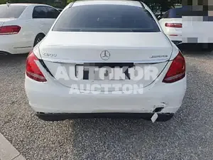 2015, Mercedes-Benz / C 200, 306458 км., gas