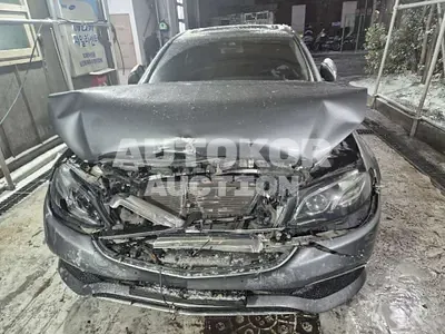 2018, Mercedes-Benz / e300, VIN: WDDZF4KB7JA361545, 64192 км., gas
