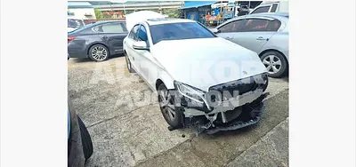 2020, Mercedes-Benz / C 200, 52519 км., gas