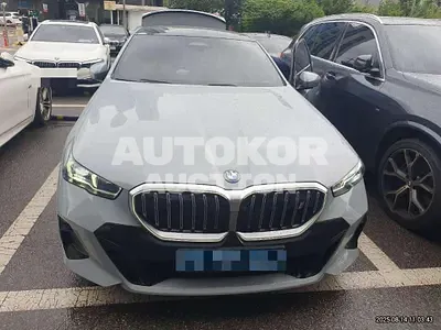 2024, BMW / i5, 39942 км., electric