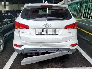 2017, Hyundai / Santa FE, VIN: KMHSW81UBJU849954, 72379 км., diesel