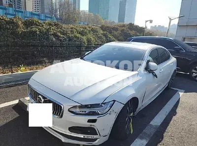 2021, Volvo / S90, VIN: LVYPTL12DMP237532, 82831 км., gas