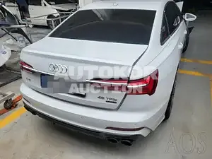 2021, Audi / A6, 56032 км., gas, 1984 куб.см.