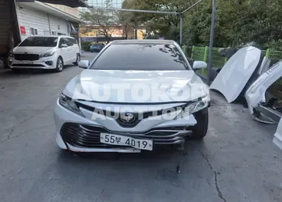 2018, Toyota / Camry, 59808 км., gas