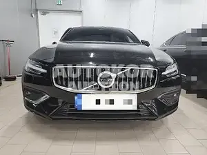 2022, Volvo / S60, VIN: 7JRZSL126PG231572, 10310 км., hybrid, 1969 куб.см.
