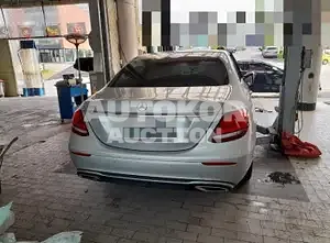 2018, Mercedes-Benz / E 300, 40943 км., gas, 1991 куб.см.