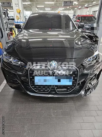 2022, BMW / i4, 78511 км., electric