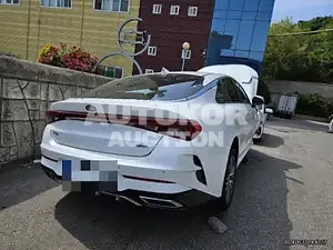 2020, Kia / K5, 60000 км., hybrid