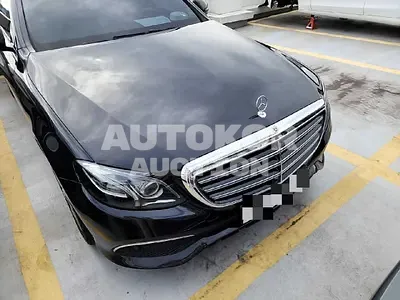 2019, Mercedes-Benz / E 300, 60213 км., gas, 1991 куб.см.