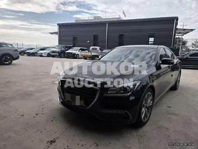 2018, Genesis / G80, 175807 км., gas, 3300 куб.см.