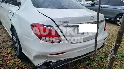 2020, Mercedes-Benz / E 300, VIN: WDDZF4KBXLA716419, gas