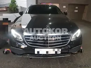 2020, Mercedes-Benz / E 300, VIN: WDDZF4KB0LA728692, 25423 км., gas