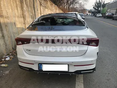 2021, BMW / B5, lpg