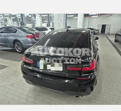 2021, BMW / 330, 60700 км., hybrid