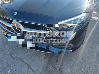2024, Mercedes-Benz / C 200, 2531 км., gas