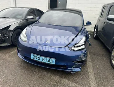 2020, Tesla / Model 3, VIN: 5YJ3E1EA7LF750868, 100090 км., electric