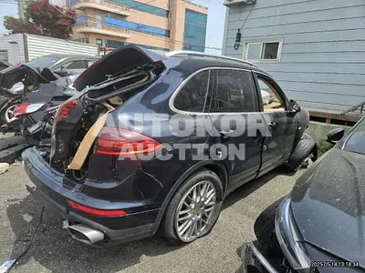 2015, Porsche / Cayenne, 184251 км., diesel