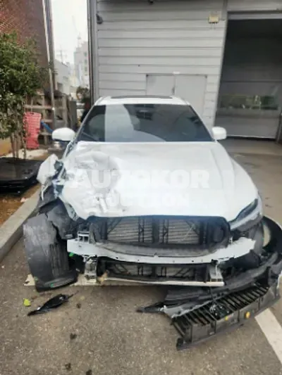 2024, Volvo / XC60, gas
