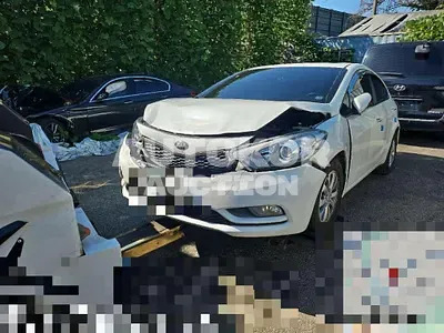 2015, BMW / Z1, 117775 км., gas, 1600 куб.см.