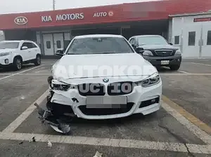 2017, BMW / 320, VIN: WBA8C5100HA069215, 73204 км., diesel