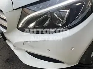 2018, Mercedes-Benz / C 220, unknown