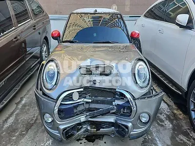 2017, MINI / cooper s convertible, VIN: WMWWG9102J3A89384, 70476 км., gas, 1998 куб.см.