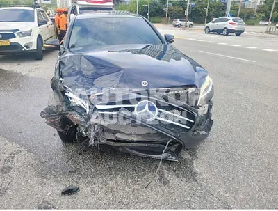 2020, Mercedes-Benz / C 200, VIN: WDDWF8AB1LR542835, gas