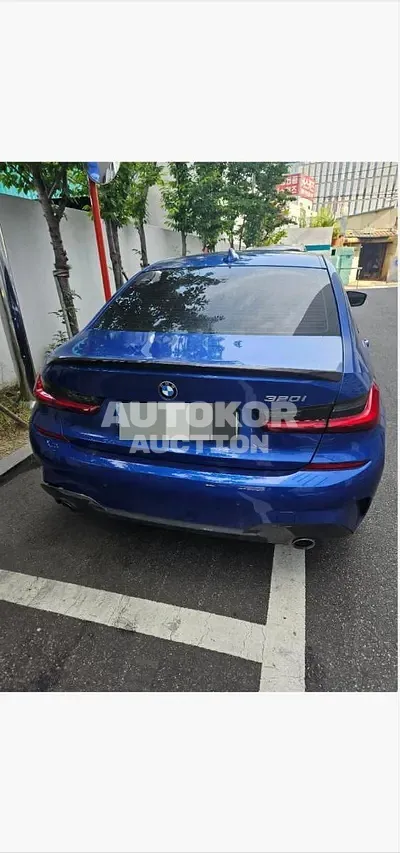 2021, BMW / 320, gas, 1998 куб.см.