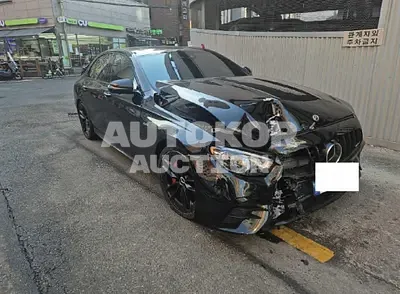 2023, Mercedes-Benz / e53 amg, 46000 км., gas