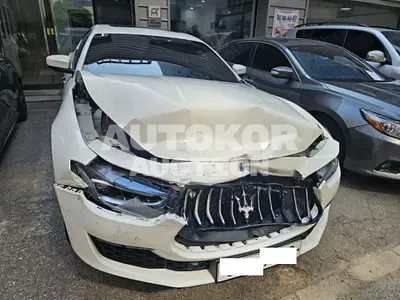 2018, Maserati / maserati, VIN: ZAM57XSG0J1298898, 22125 км., gas