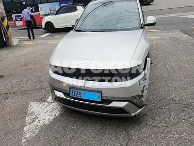 2024, Hyundai / ionic 5, VIN: KMHKR81CPSU340446, 12441 км., electric