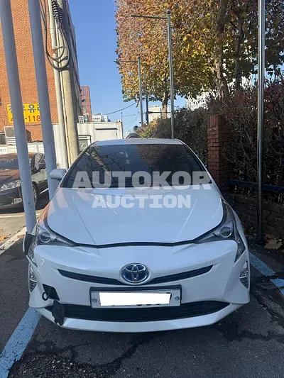 2018, Toyota / Prius, VIN: JTDKBRFU6J3080454, 135215 км., hybrid