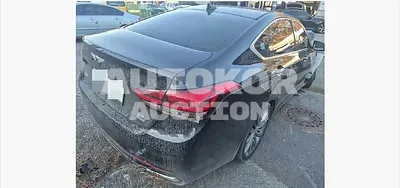 2018, Genesis / G80, 128981 км., gas, 3300 куб.см.
