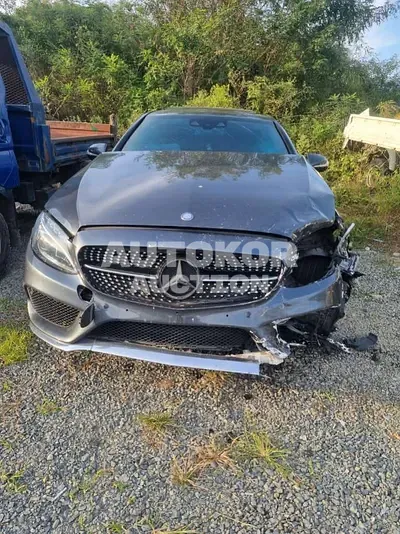 2015, Mercedes-Benz / C 200, VIN: WDDWF4CB5FF184490, gas