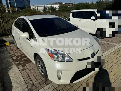 2015, Toyota / Prius, 274500 км., gas