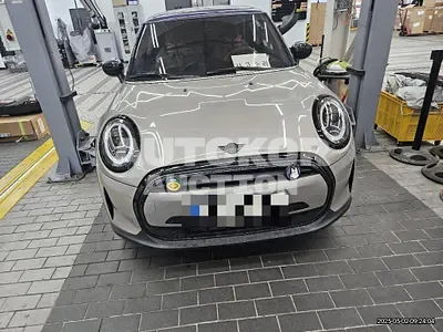 2021, MINI / Cooper, 63224 км., gas