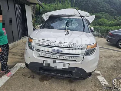 2015, Ford / Explorer, 135000 км., gas