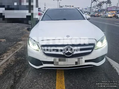 2016, Mercedes-Benz / E 300, gas