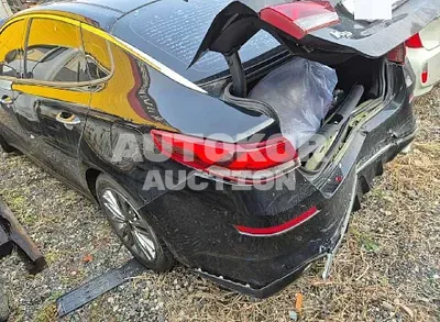 2018, BMW / B5, 120000 км., gas, 1998 куб.см.