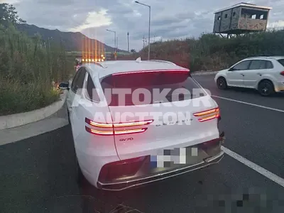 2025, Genesis / gv70, 26988 км., gas, 2500 куб.см.