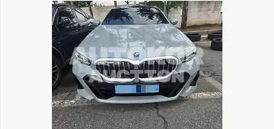 2026, BMW / i5, 31341 км., electric, 210 куб.см.