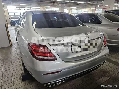 2017, Mercedes-Benz / e300, 156164 км., gas