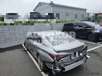 2025, Lexus / es300h, 3388 км., hybrid
